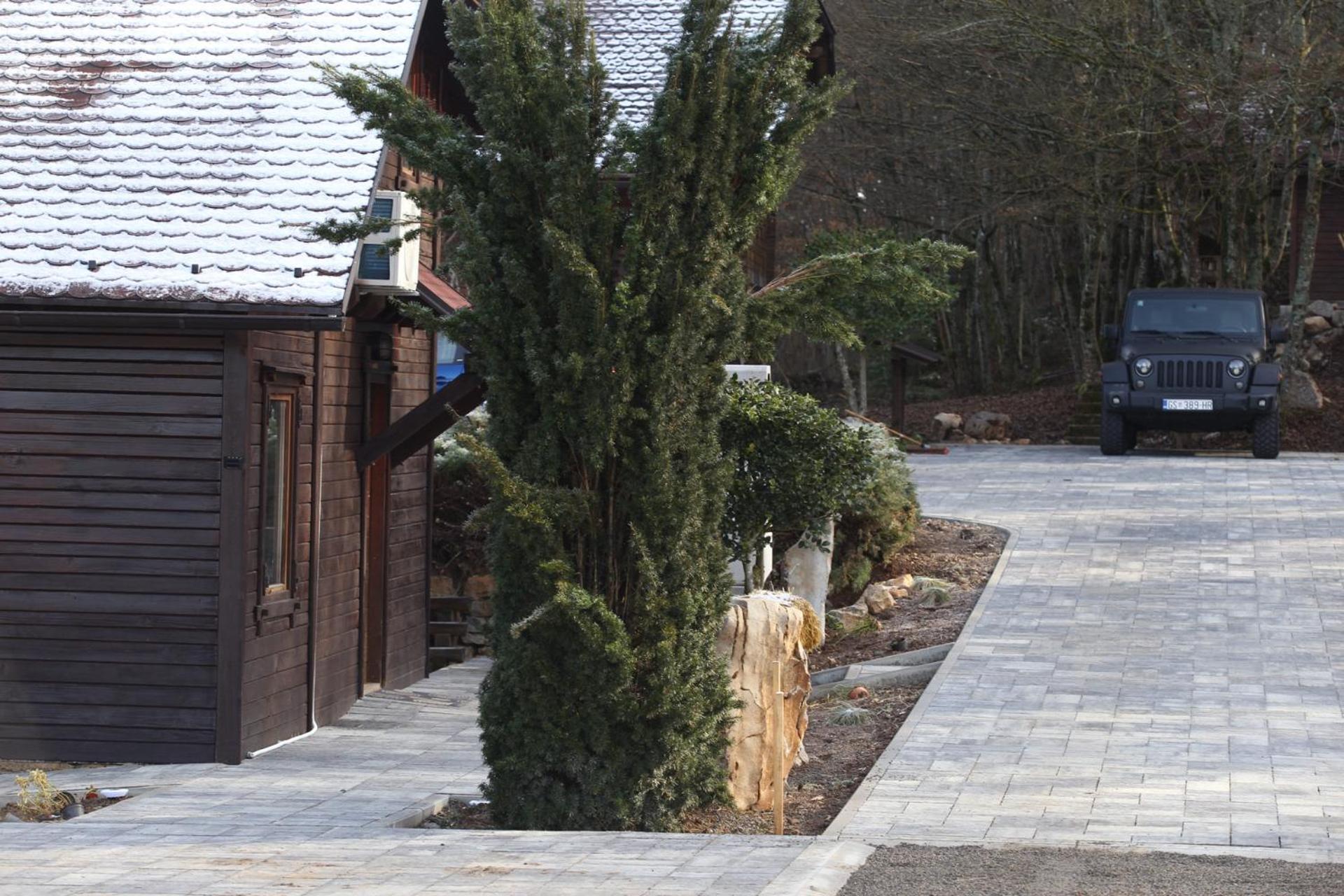 Woodenhouse With Two Apartments โอโทชาส ภายนอก รูปภาพ