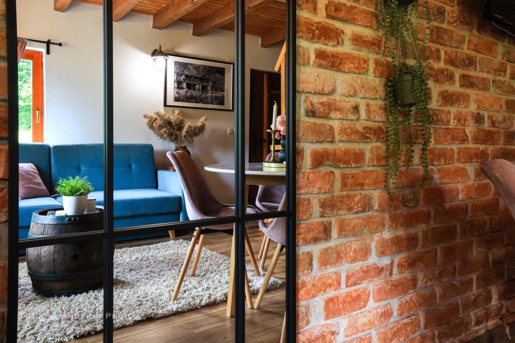 Woodenhouse With Two Apartments โอโทชาส ภายนอก รูปภาพ