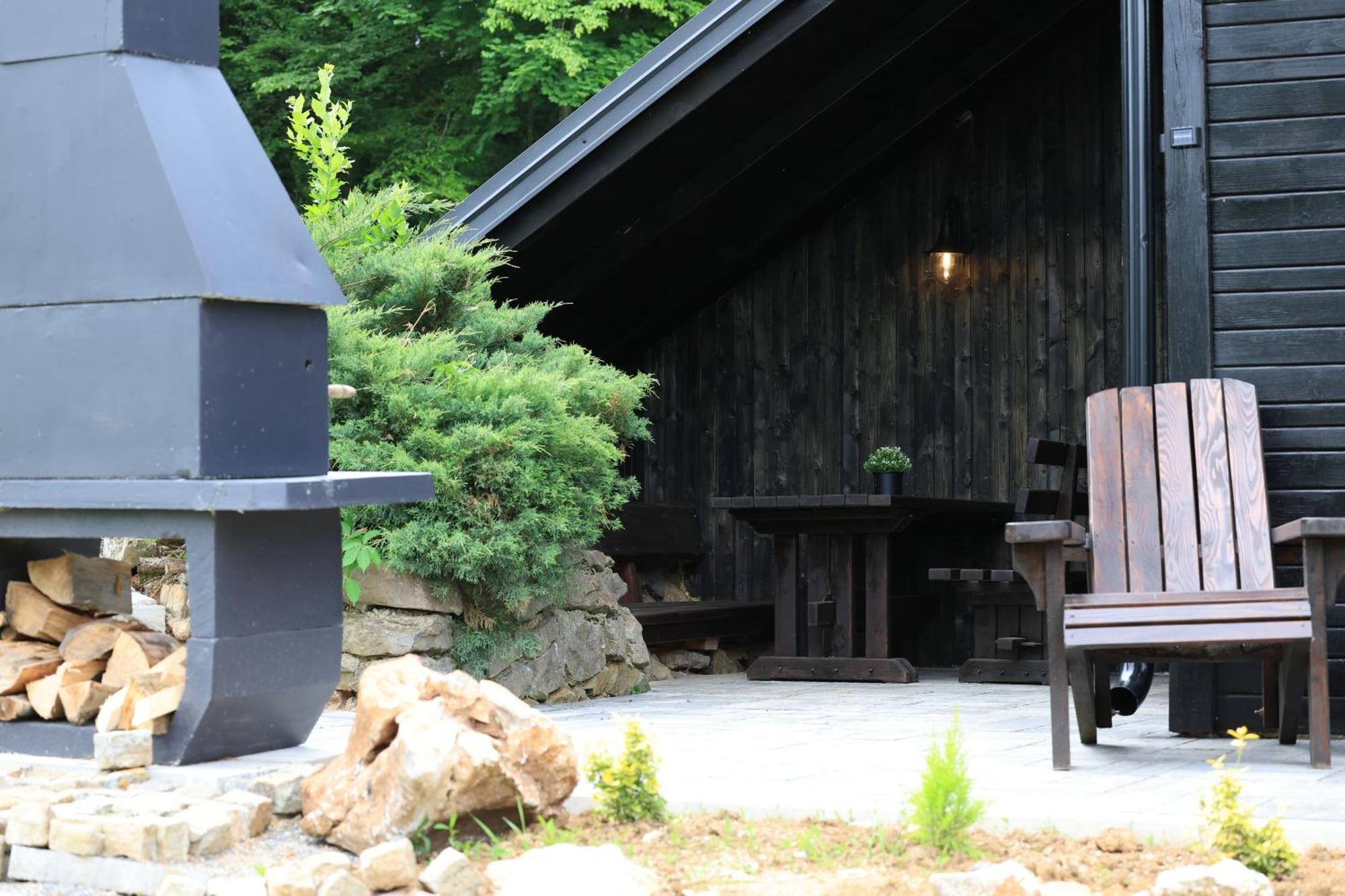 Woodenhouse With Two Apartments โอโทชาส ภายนอก รูปภาพ